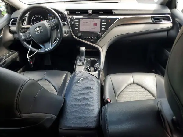 4T1B11HK3JU511189 2018 TOYOTA CAMRY - Image 8