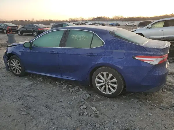 4T1B11HK3JU511337 2018 TOYOTA CAMRY - Image 2