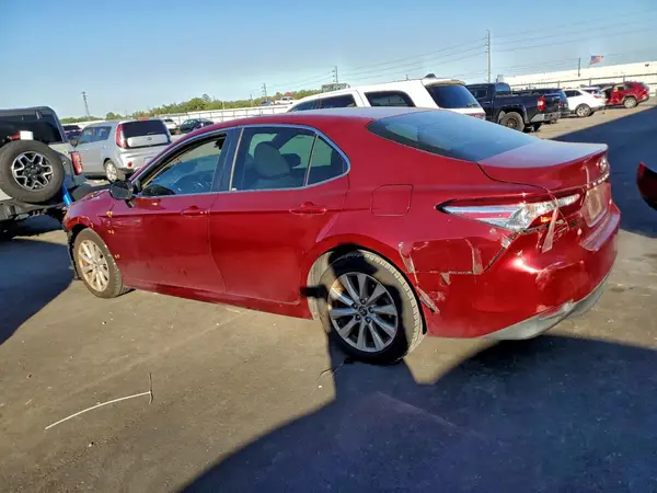 4T1B11HK3JU515808 2018 TOYOTA CAMRY - Image 2