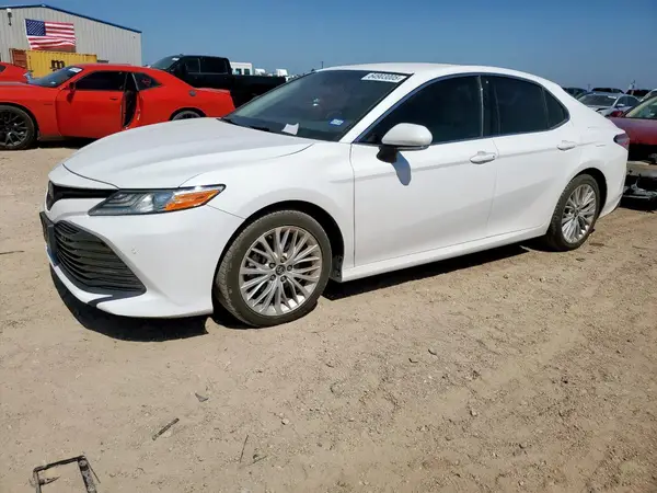 4T1B11HK3JU516506 2018 TOYOTA CAMRY - Image 1