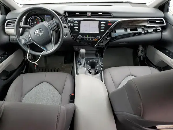 4T1B11HK3JU518899 2018 TOYOTA CAMRY - Image 8