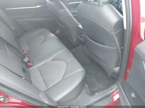 4T1B11HK3JU522399 2018 TOYOTA CAMRY - Image 8