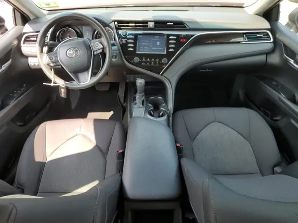 4T1B11HK3JU526100 2018 TOYOTA CAMRY - Image 8