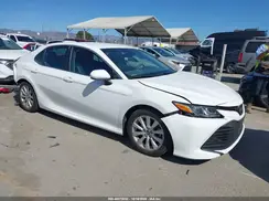 4T1B11HK3JU526422 2018 TOYOTA CAMRY