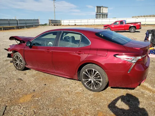 4T1B11HK3JU526436 2018 TOYOTA CAMRY - Image 2