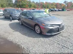 4T1B11HK3JU526579 2018 TOYOTA CAMRY