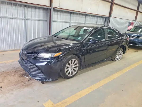 4T1B11HK3JU528512 2018 TOYOTA CAMRY - Image 1