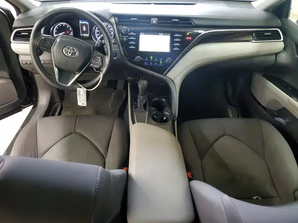 4T1B11HK3JU528512 2018 TOYOTA CAMRY - Image 8
