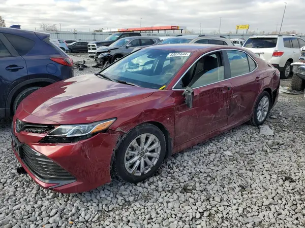 4T1B11HK3JU529630 2018 TOYOTA CAMRY - Image 1