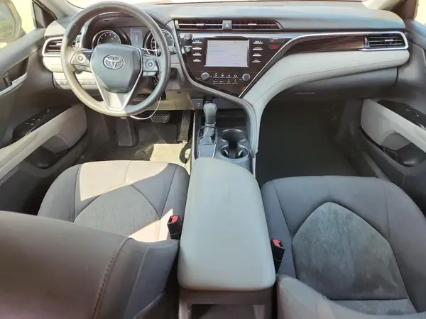 4T1B11HK3JU531863 2018 TOYOTA CAMRY - Image 8