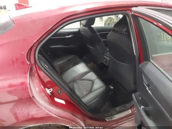 4T1B11HK3JU533242 2018 TOYOTA CAMRY - Image 8
