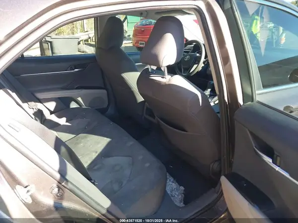 4T1B11HK3JU536383 2018 TOYOTA CAMRY - Image 8