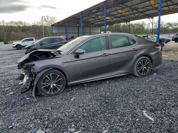 4T1B11HK3JU536982 2018 TOYOTA CAMRY - Image 1