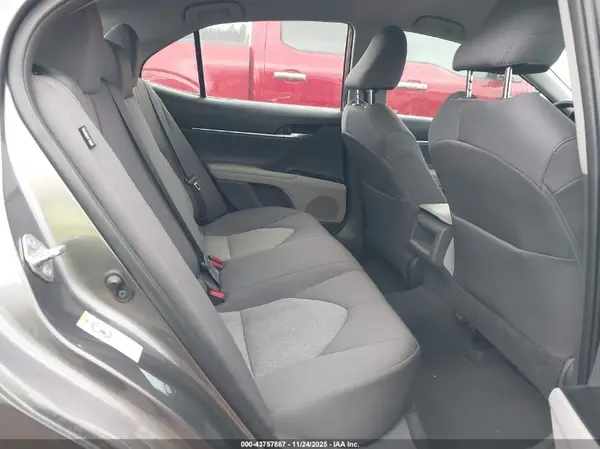 4T1B11HK3JU541129 2018 TOYOTA CAMRY - Image 8