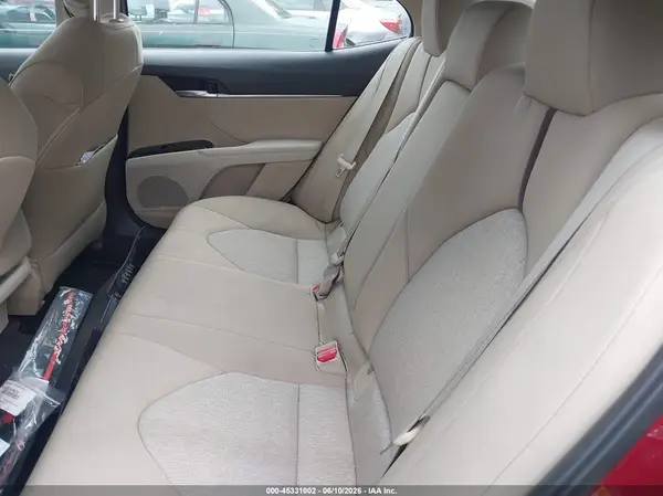 4T1B11HK3JU542023 2018 TOYOTA CAMRY - Image 8