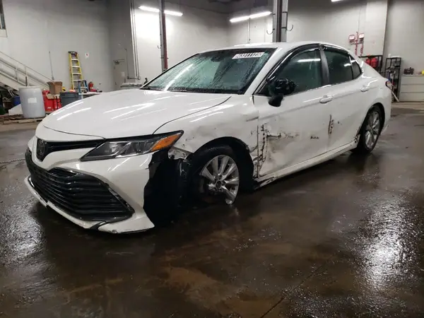 4T1B11HK3JU543947 2018 TOYOTA CAMRY - Image 1