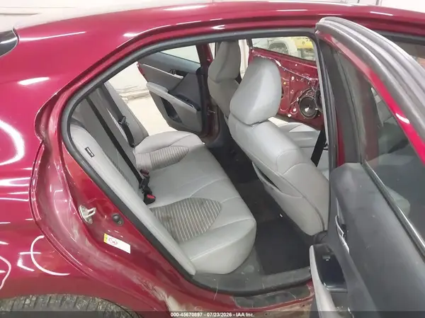 4T1B11HK3JU546895 2018 TOYOTA CAMRY - Image 8