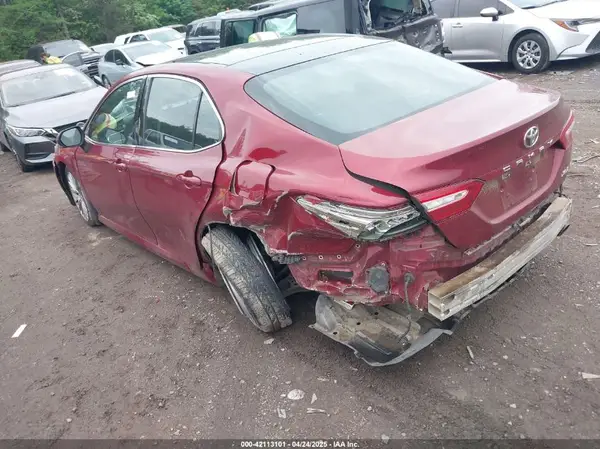 4T1B11HK3JU550378 2018 TOYOTA CAMRY - Image 2