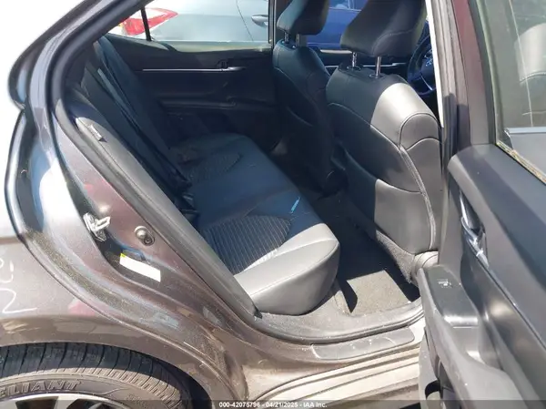 4T1B11HK3JU550946 2018 TOYOTA CAMRY - Image 8