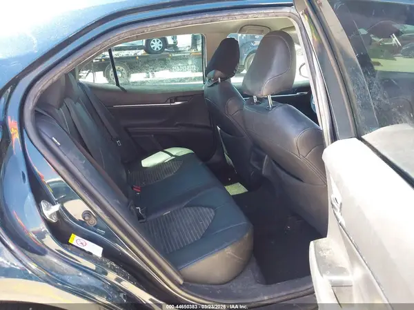 4T1B11HK3JU557993 2018 TOYOTA CAMRY - Image 8