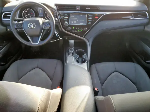 4T1B11HK3JU560764 2018 TOYOTA CAMRY - Image 8