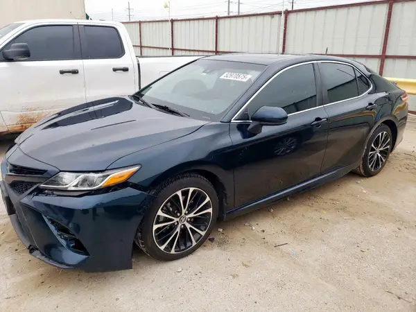 4T1B11HK3JU561591 2018 TOYOTA CAMRY - Image 1