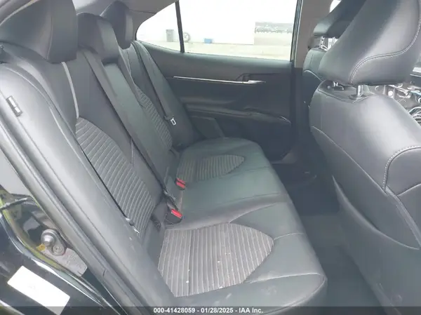 4T1B11HK3JU563020 2018 TOYOTA CAMRY - Image 8