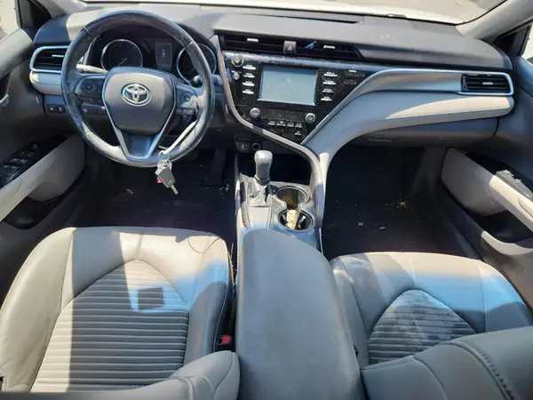 4T1B11HK3JU569416 2018 TOYOTA CAMRY - Image 8