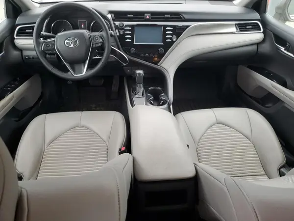 4T1B11HK3JU571540 2018 TOYOTA CAMRY - Image 8