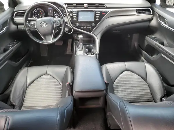4T1B11HK3JU572252 2018 TOYOTA CAMRY - Image 8