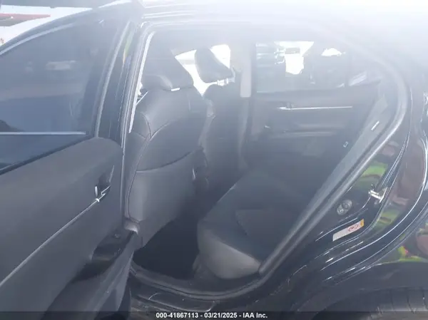 4T1B11HK3JU576270 2018 TOYOTA CAMRY - Image 8