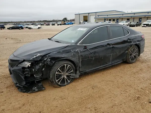 4T1B11HK3JU576902 2018 TOYOTA CAMRY - Image 1