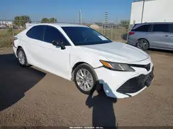 4T1B11HK3JU577032 2018 TOYOTA CAMRY