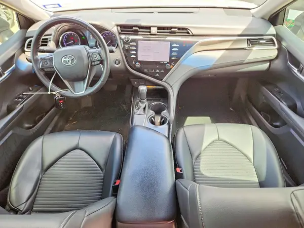 4T1B11HK3JU577869 2018 TOYOTA CAMRY - Image 8