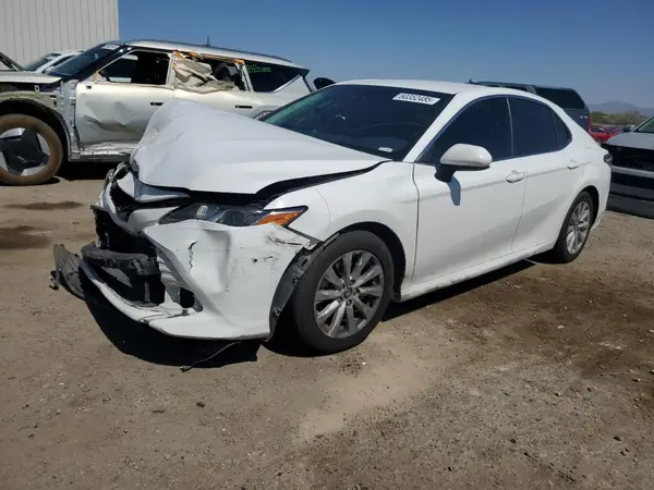 4T1B11HK3JU578133 2018 TOYOTA CAMRY - Image 1