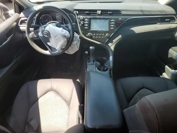 4T1B11HK3JU578133 2018 TOYOTA CAMRY - Image 8