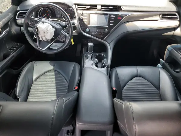 4T1B11HK3JU579198 2018 TOYOTA CAMRY - Image 8