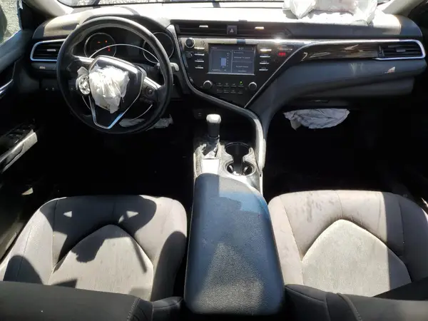 4T1B11HK3JU579735 2018 TOYOTA CAMRY - Image 8