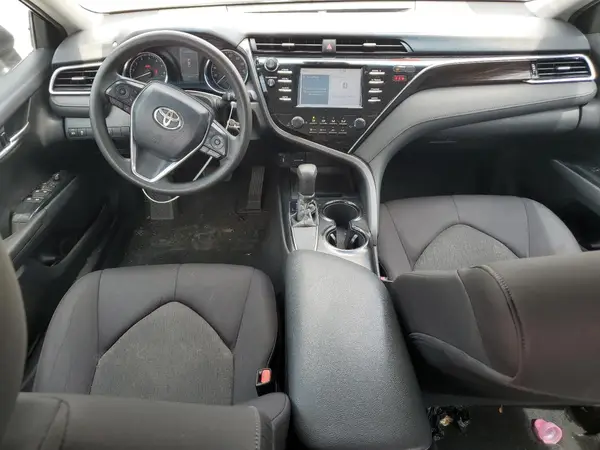 4T1B11HK3JU583218 2018 TOYOTA CAMRY - Image 8