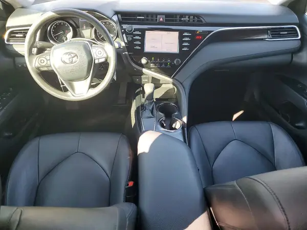 4T1B11HK3JU583655 2018 TOYOTA CAMRY - Image 8