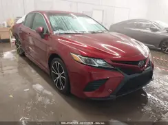 4T1B11HK3JU585390 2018 TOYOTA CAMRY