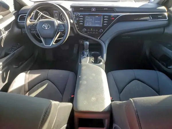 4T1B11HK3JU585972 2018 TOYOTA CAMRY - Image 8