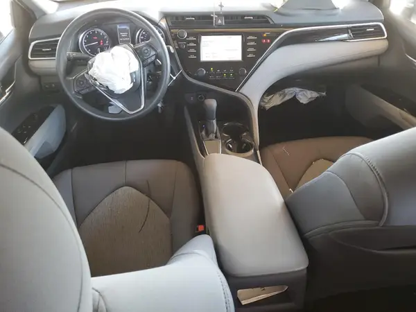 4T1B11HK3JU586314 2018 TOYOTA CAMRY - Image 8