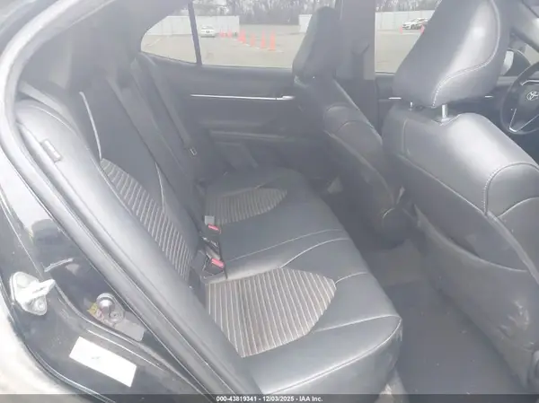 4T1B11HK3JU590511 2018 TOYOTA CAMRY - Image 8