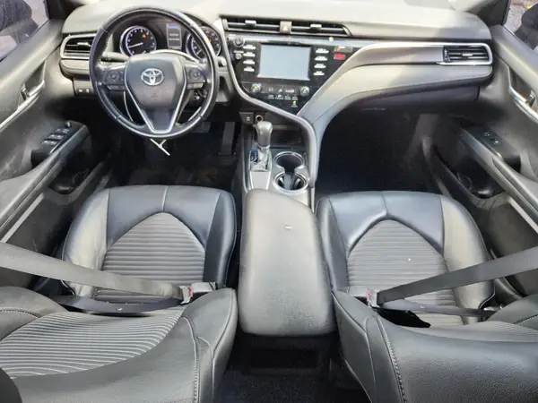 4T1B11HK3JU591643 2018 TOYOTA CAMRY - Image 8