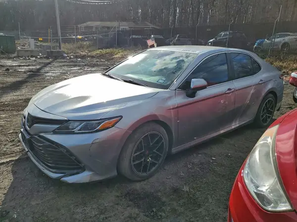 4T1B11HK3JU592436 2018 TOYOTA CAMRY - Image 1