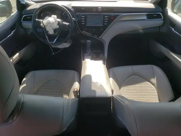 4T1B11HK3JU598365 2018 TOYOTA CAMRY - Image 8