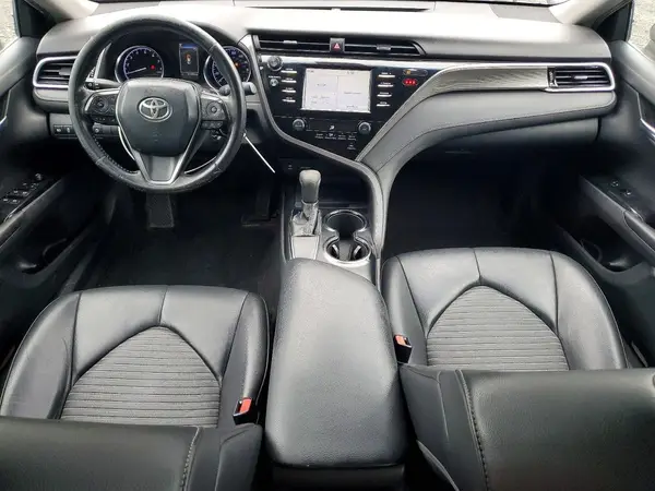 4T1B11HK3JU598432 2018 TOYOTA CAMRY - Image 8