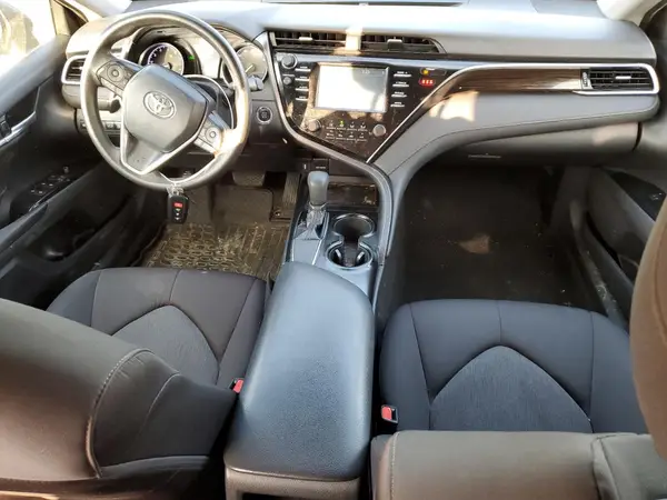 4T1B11HK3JU604519 2018 TOYOTA CAMRY - Image 8