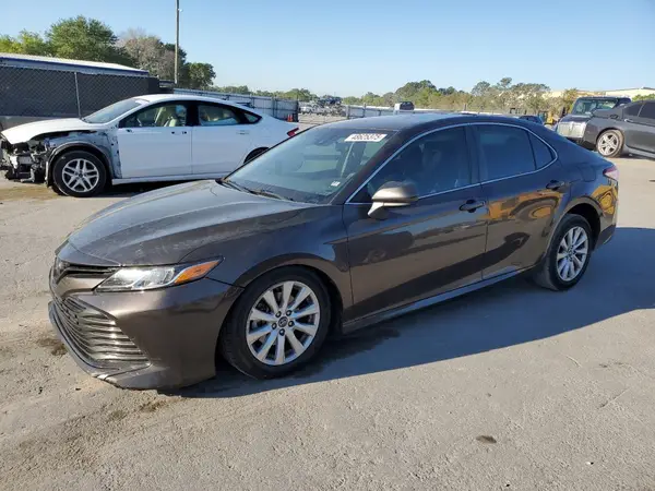 4T1B11HK3JU604763 2018 TOYOTA CAMRY - Image 1